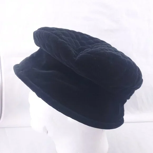 Vintage Lord & Taylor Black Pillbox Bucket Velvet Velour Hat Barret Womens - Picture 4 of 7